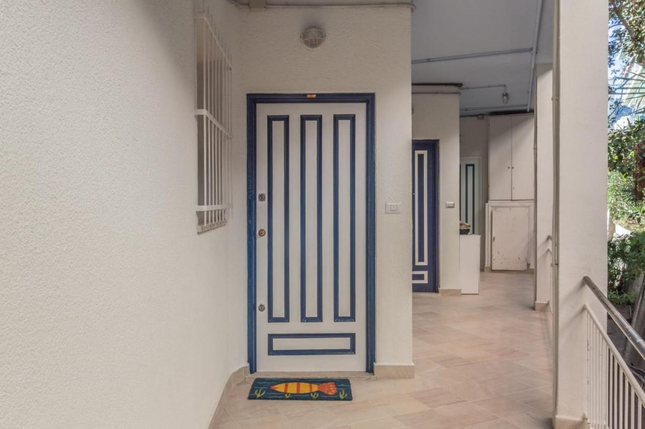 La Finestra Sul Mare Apartment *